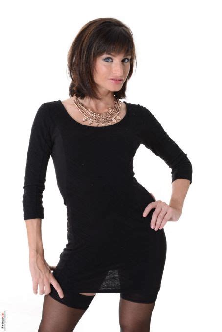 Ava Courcelles #8