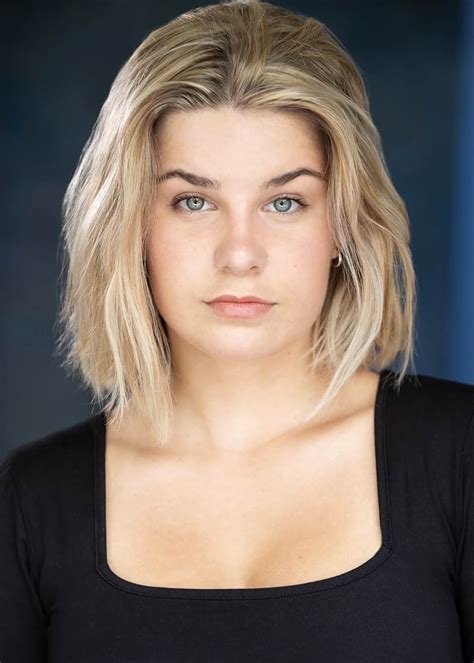 Ava Smith #1