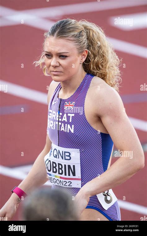 Beth Dobbin