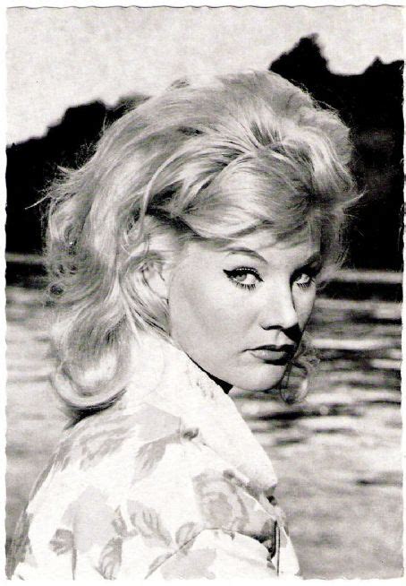 Birgit Bergen #18