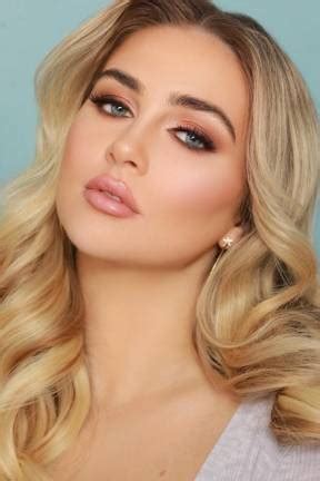 Scarlette Donovan