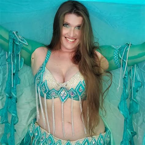 Cassandra Fox