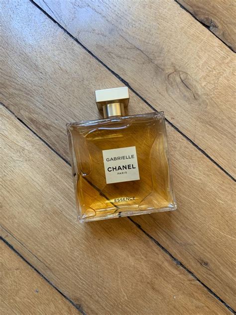 Chanel B