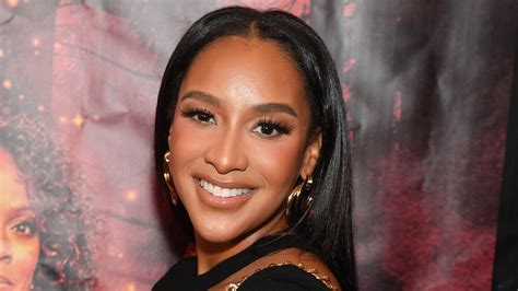 Chantel Everett #19