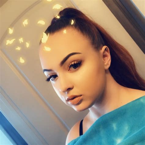 Chloe Dee