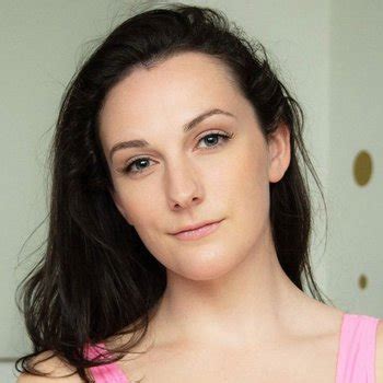 Clara Dee