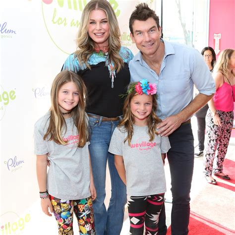 Connell Twins #12