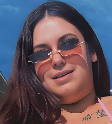 Oyku Celik
