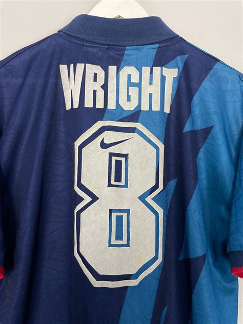 Dame Wright #8