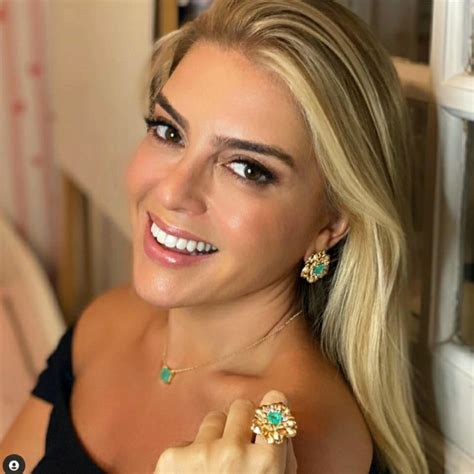 lindsay bercosky naked