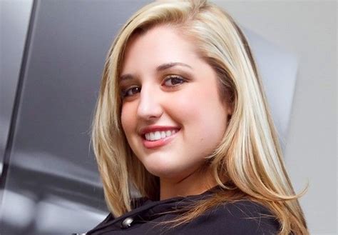 Rayane Veloso