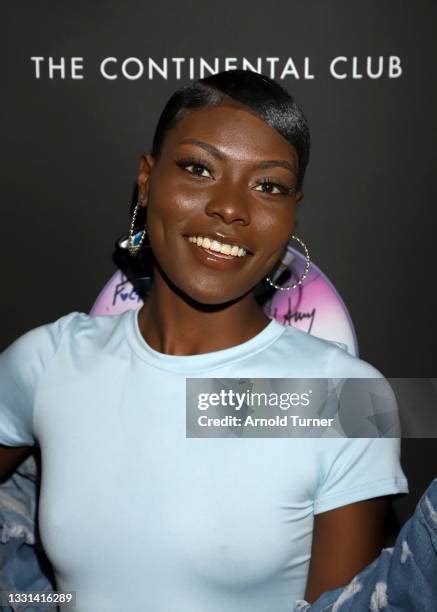 Destiny Barnes #12