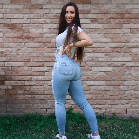 Devon Jenelle