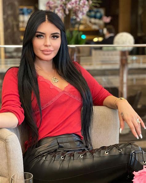 Ebru Polat