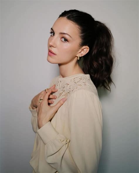 Ella Hunt #12