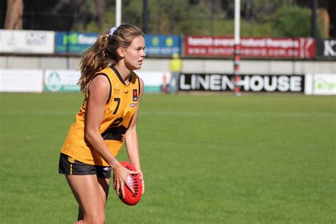 Ella Roberts #12