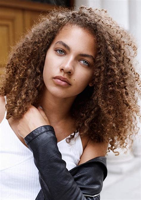 Kat Barnae