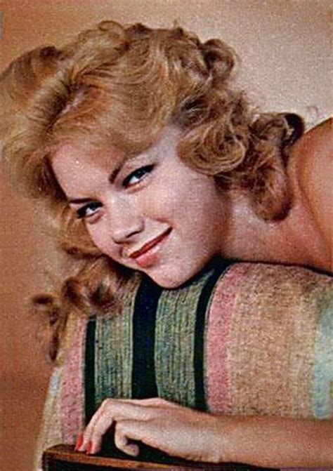 Ellen Stratton #14