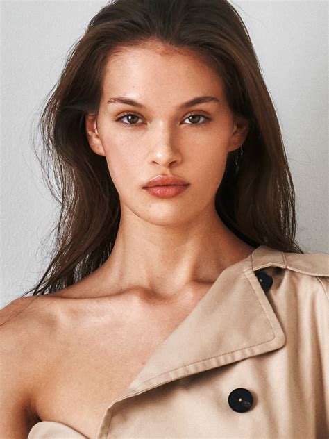 Emma Gerstner #12