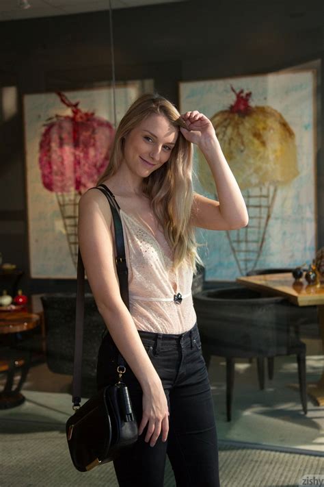 Emmy Sinclair