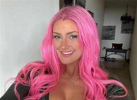 emmybre_
