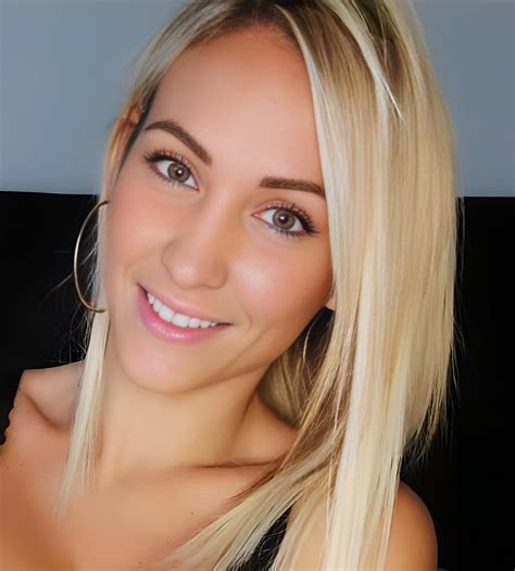 Eva Clement #12