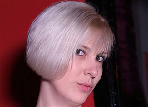 Eva Sin
