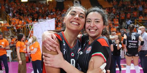 Federica Stroppa #12
