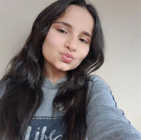 Fernanda Pacheco #12