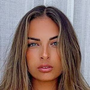 Hannah Perera #12