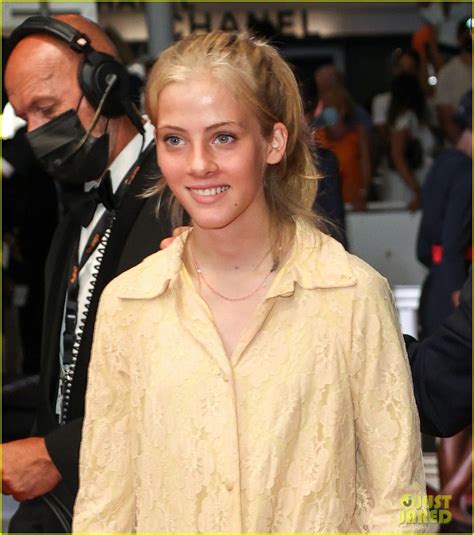 Hazel Moder #16