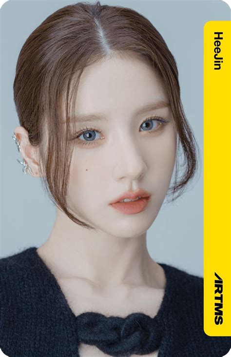 HeeJin #13