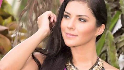 Hellen Mena