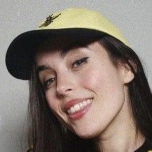 heyimbee age