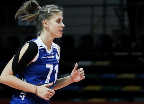Iaroslava Simonenko #2