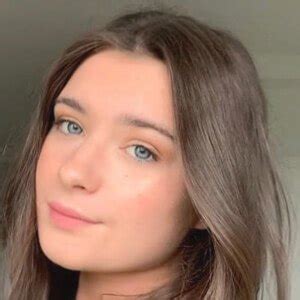Imogen Casey #17