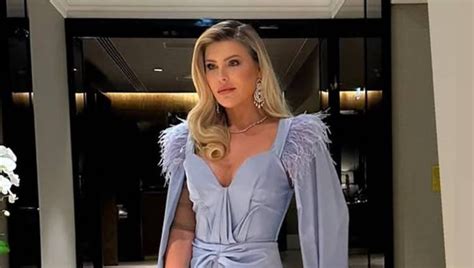 Iris Stefanelli #12
