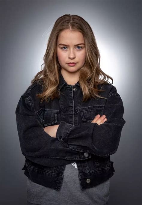 Isobel Steele