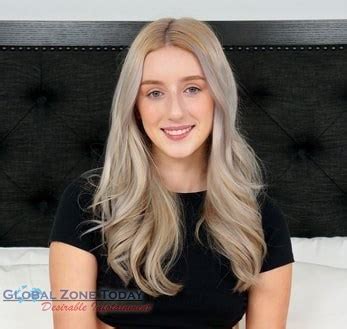 Izzy Rae