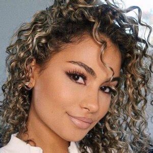 Joanna Wox