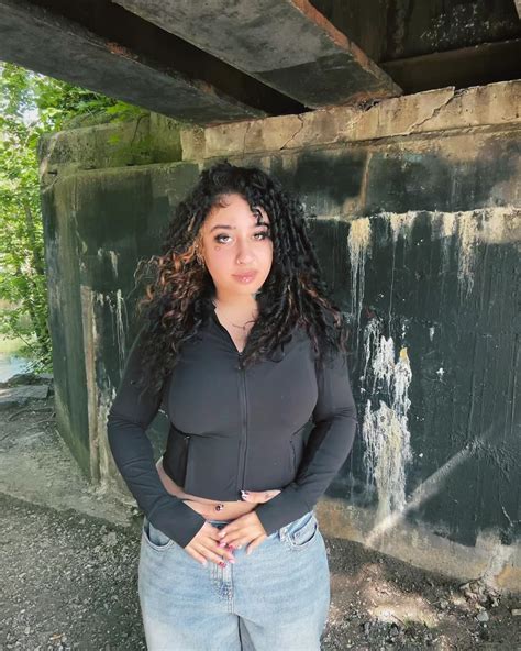 Andrea Cabello Perez