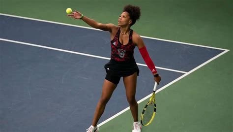 Jaeda Daniel #15