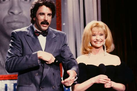 Jan Hooks #18