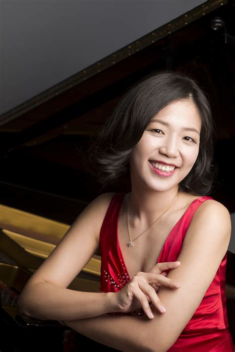 Jee Kang