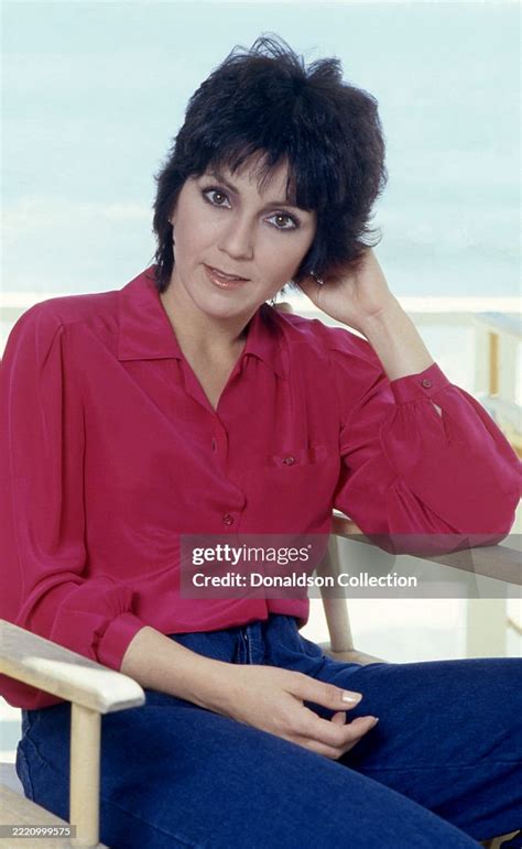 Joyce Dewitt #6