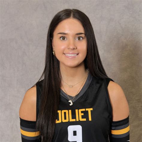 Julia Adams #12