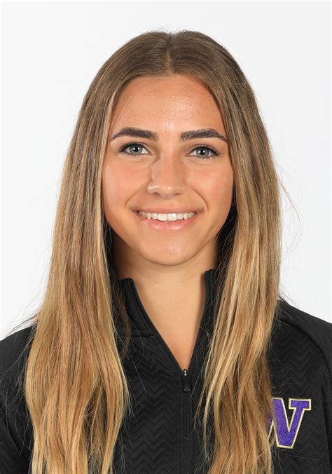 Julia David-Smith #12