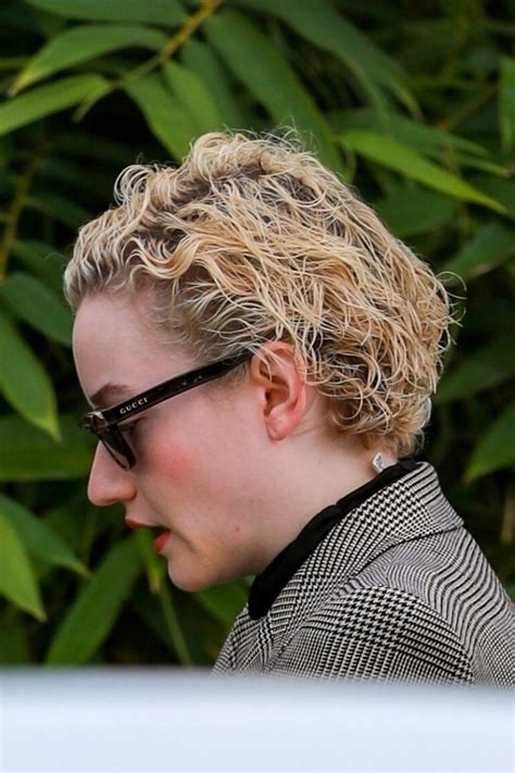 Julia Garner