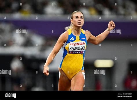 Julia Henriksson #12