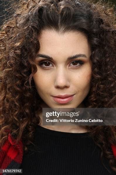 Julia Magrone #12
